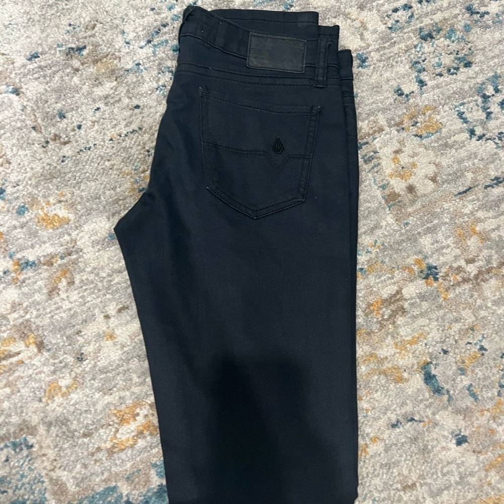 Women’s Volcom skinny fit black pants